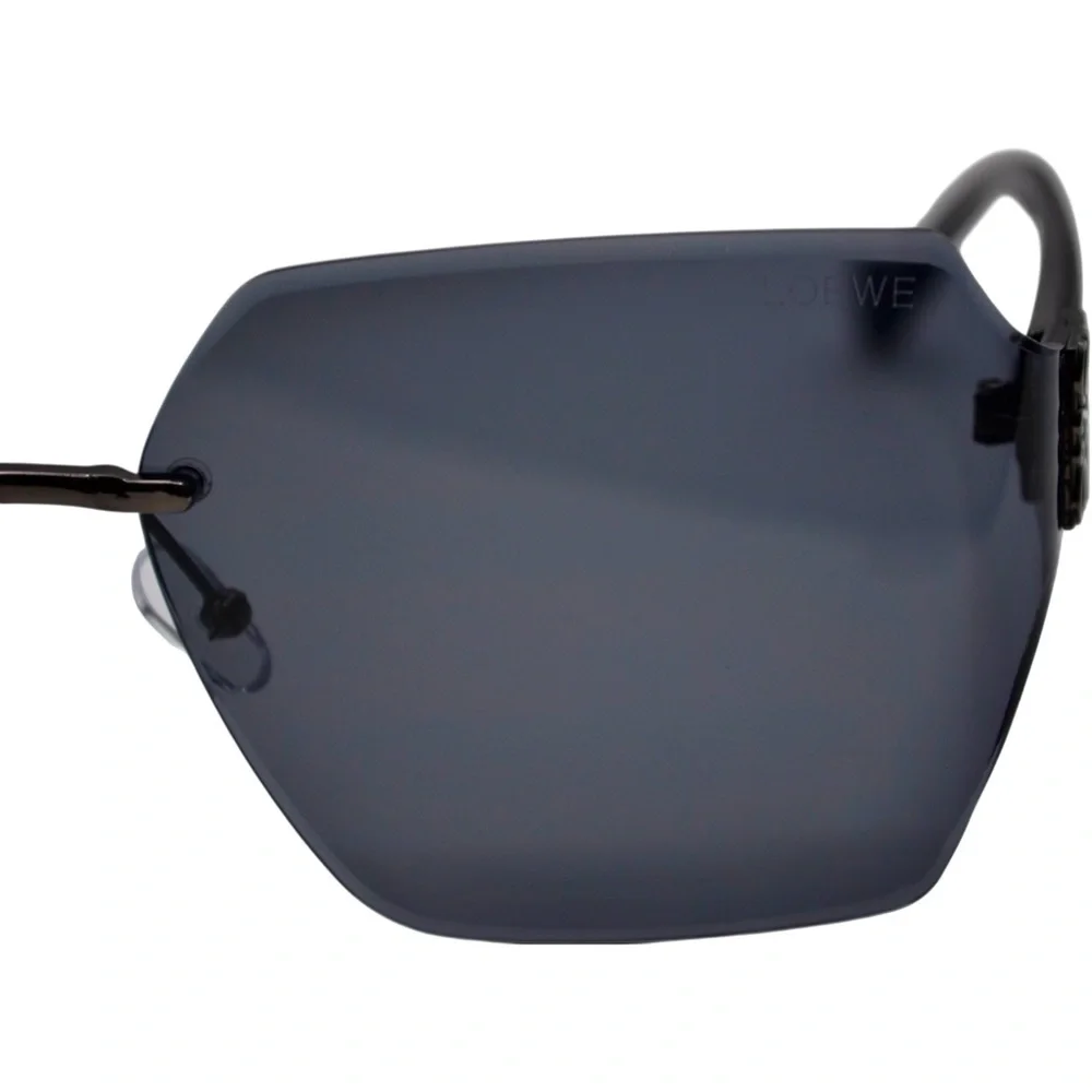Loewe Women’s Oversized Rimless Sunglasses | Gunmetal & Black | Gray Lens | New - Picture 8 of 16